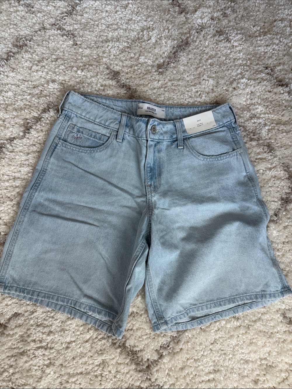 NWT Hollister Light Blue Denim women’s Shorts jorts size 28 6